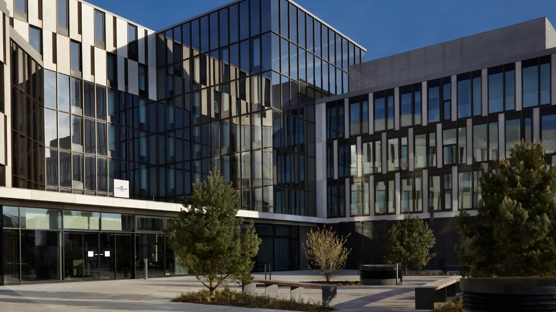 Candlewood Suites Duesseldorf Airport By Ihg location