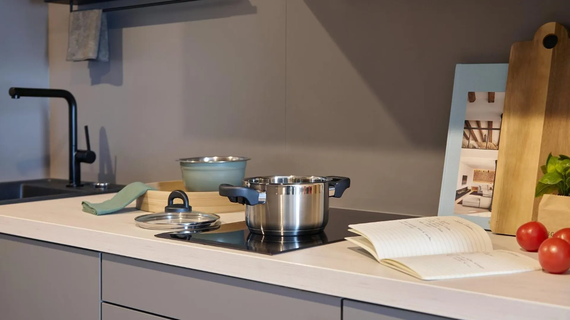 Candlewood Suites Duesseldorf Airport By Ihg Dusseldorf